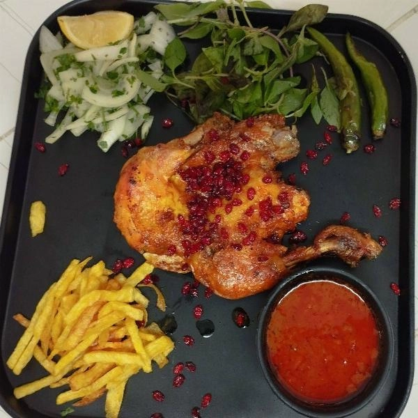 خوراک مرغ مخصوص (ران)