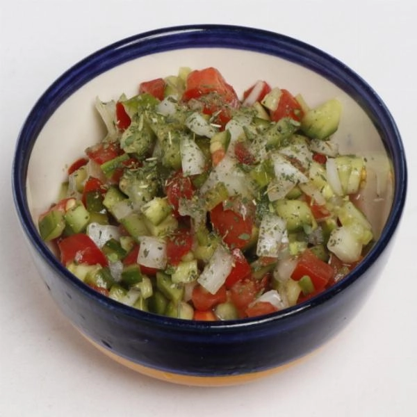 سالاد شیرازی قیمت ۲۰ تومان - 1