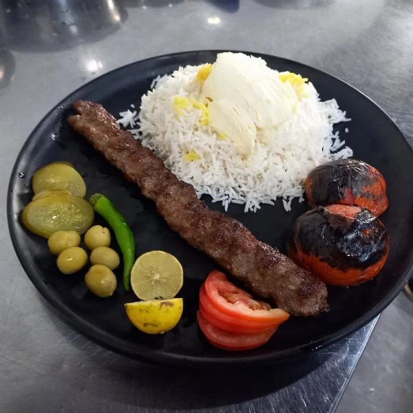 چلو کوبیده با کره محلی قیمت ۱۸۵ تومان